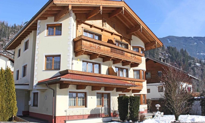 Stumm Apartment | Elegant Kaltenbach Apartment with Sauna & Family Amenities