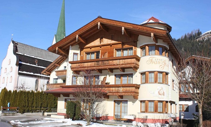 Stumm Apartment | Top-Rated Apartment in Kaltenbach with Sauna & Spa