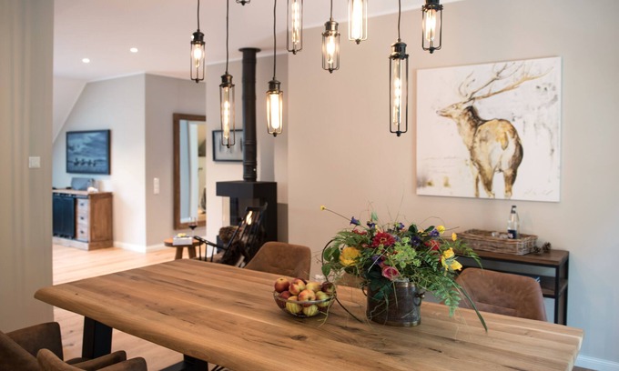 Friedeburg Apartment | Pet-Friendly Beninga Vacation Apartment with Lake View