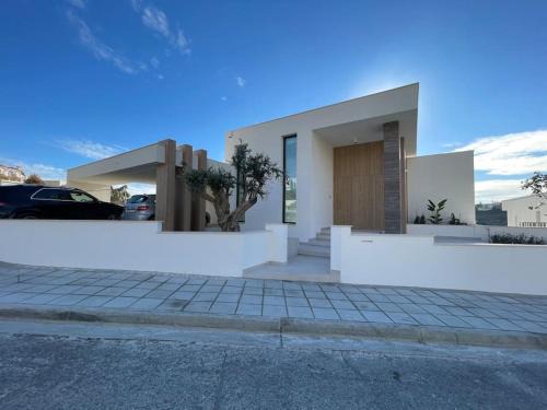 Germasogeia Apartment | Brand New Apartment with Family-Friendly Amenities