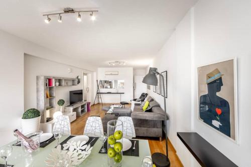 Acropolis Apartment | Stylish 2BR Hotel with Office in Nicosia - Rated 10/10