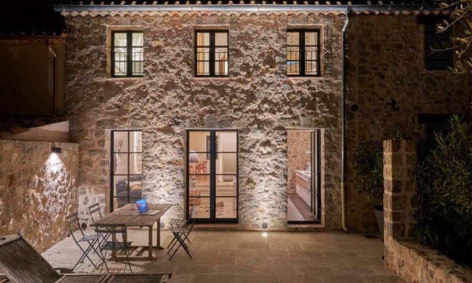 Peymeinade House | 9.8/10 Rated: Elegant 18th Century House with Terrace