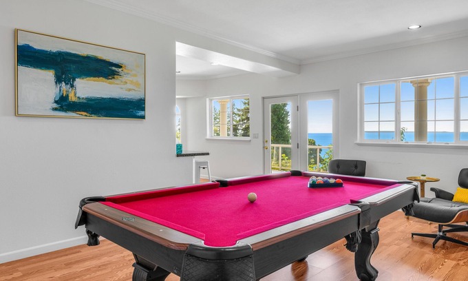 Blaine House | Pet-Friendly Water-View Retreat with Private Beach Access