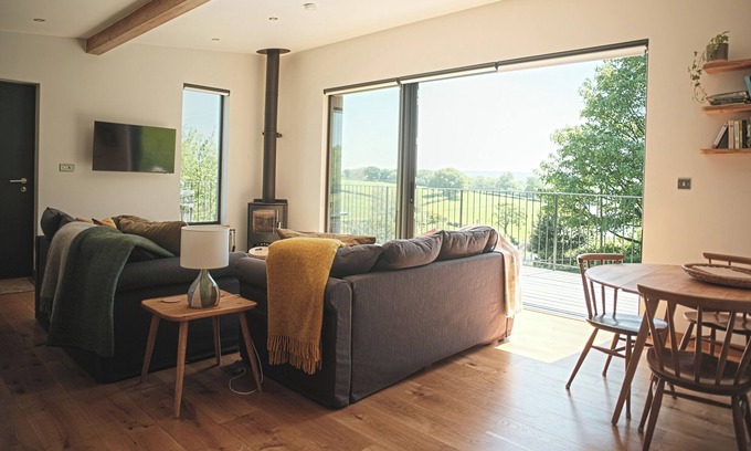 Axminster House | Eco-Friendly Retreat in Devon Hills Near Jurassic Coast