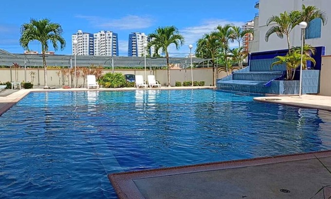 Tonsupa Apartment | Elegant Apartment with Pool in Exclusive Playa Tonsupa Area