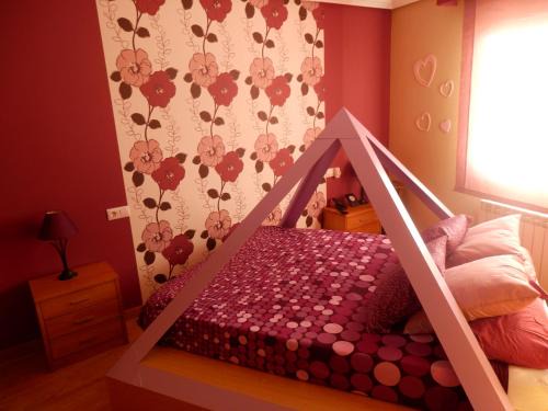 Arcas Apartment | Pet-Friendly Hotel with Hot Tub & Great Reviews