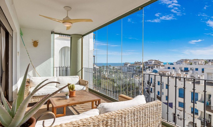 Castillo de Sabinillas Apartment | Bright Apartment on Costa del Sol with Oceanfront Views