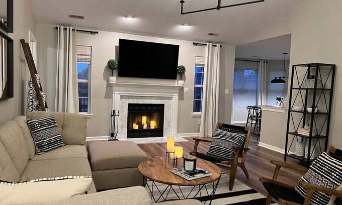 Westfield House | Grand Park Home with Game Room and Pet-Friendly Amenities
