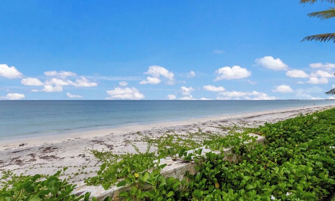 Boca Grande House | Luxurious Gulf Front 3BR home in Boca Grande Village, perfect for 6 guests - Large Private Pool