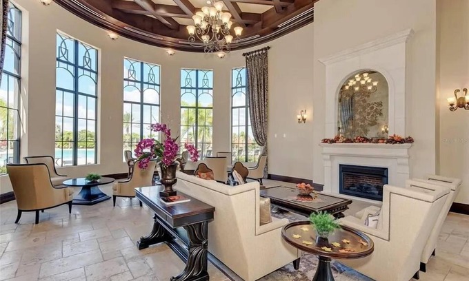 Gran Paradiso Villa | Inviting Gran Paradiso Villa with Lake Views and Pool