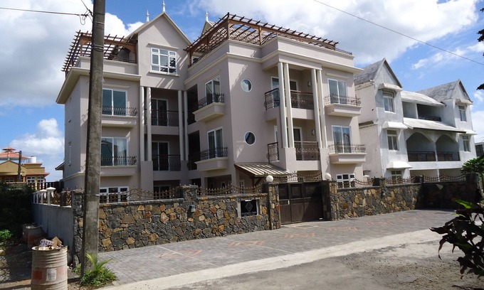 Mont Choisy Apartment | Elegant Apartments at the Pearl Hotel - 10/10 Guest Rated