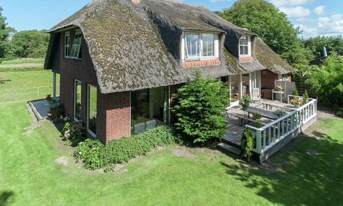Callantsoog House | Elegant Mansion in Callantsoog with Sauna & Hot Tub