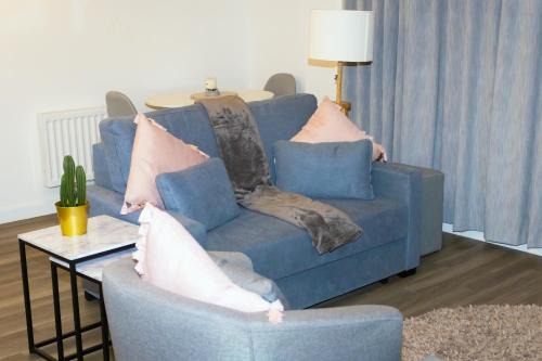 Milton Keynes Apartment | Exceptional MK Apartment in Campbell Park - Wheelchair Accessible