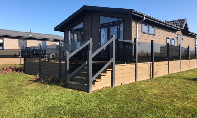 Berwick-upon-Tweed House | Top-Rated Oakwood Lodge with Lake Views and Balcony Sunsets
