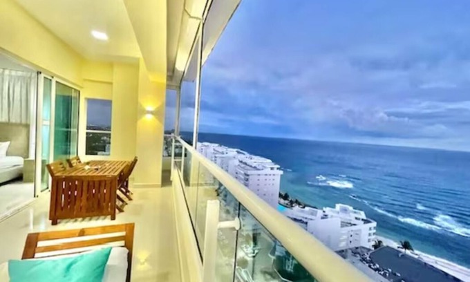 Villas Del Mar Condo | Seaside Retreat: Oceanfront 19th Floor 3 Bed Apartment