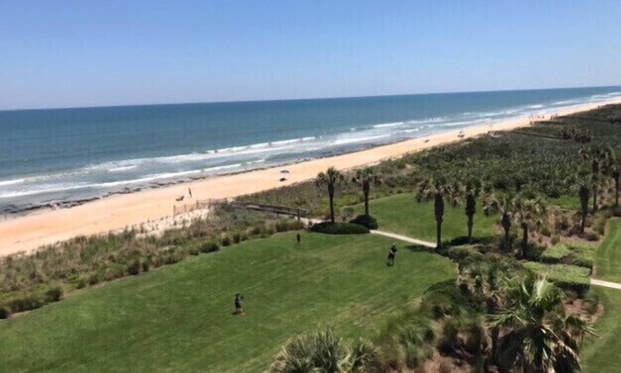 Palm Coast Condo | Oceanfront 3BR Corner Unit with Pool - Rated 10/10!