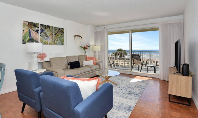 Seawinds Condo Condo | Oceanfront Seawinds Condo: Top-Rated Beach Escape Awaits