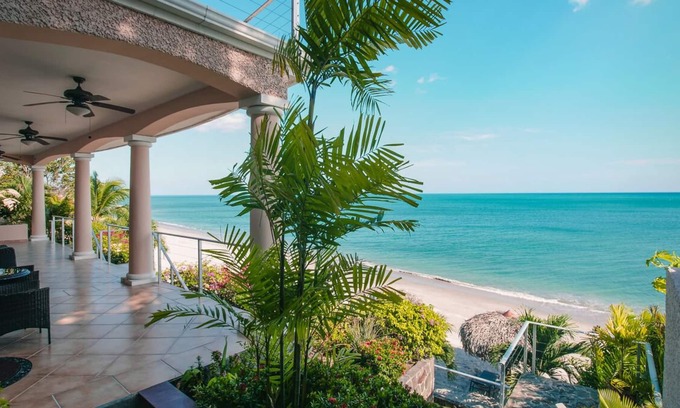 Boca Corona Apartment | Oceanfront Nautilus Suite: Family-Friendly Getaway Awaits