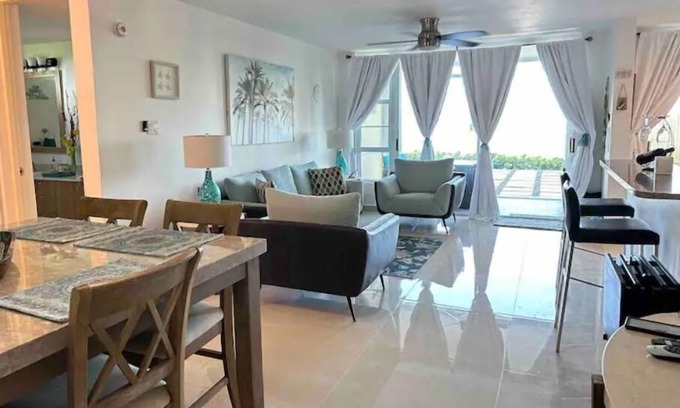 Sardinera Condo | Luxurious Oceanview Garden Condo - Just Remodeled