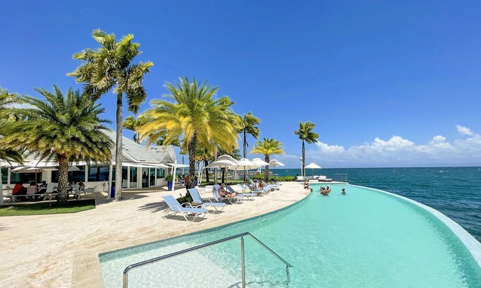 Samana Apartment | Indulge in Penthouse Agata at Puerto Bahía Yacht Club