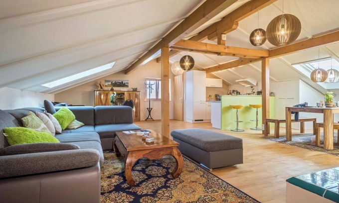 Hoechst Apartment | Elegant Penthouse Near Lake Constance with Ocean View & Spa
