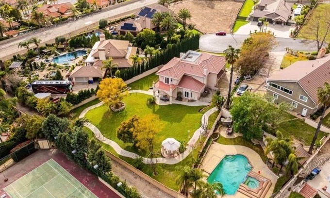 Rancho Cucamonga House | Luxurious Rancho Cucamonga Retreat with Private Yard