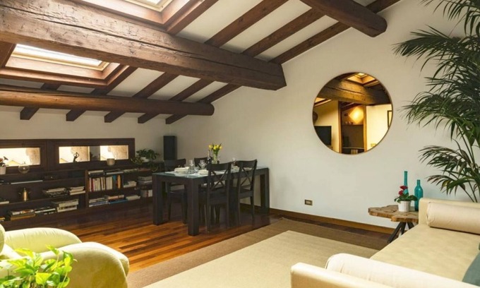 Citta Antica Apartment | Pet-Friendly Residence Arena, Steps From the Iconic Venue