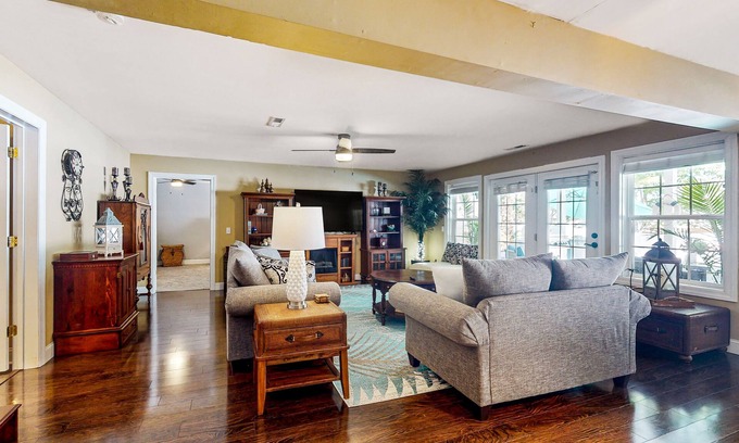 Graysville House | Private Pool Oasis Retreat with Spa and Family-Friendly Amenities