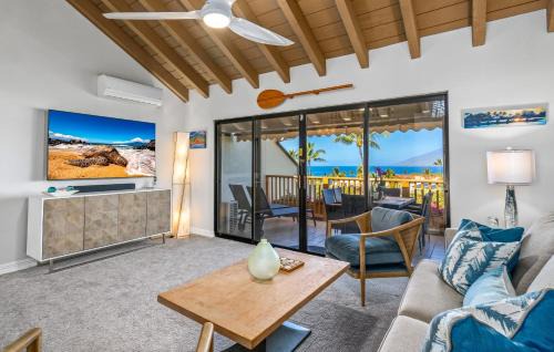 Kihei Apartment | Inviting Ocean Vistas with Pool - 10/10 Guest Rated