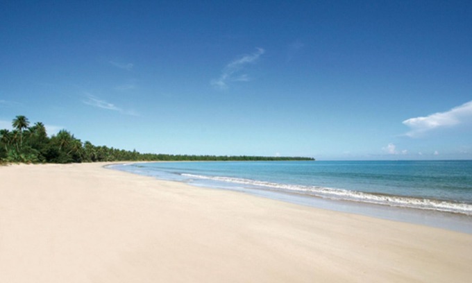 Herreras Condo | Elegant St. Regis Bahia Beach Villa with Oceanfront Views