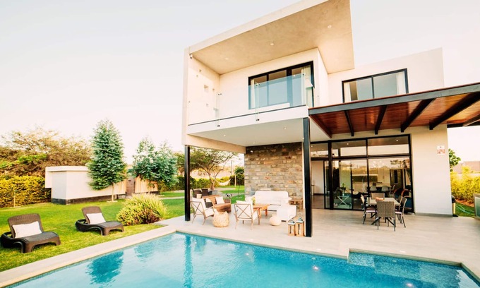 Subtanjalla Villa | Luxurious, State-of-the-art Country Home in Ica