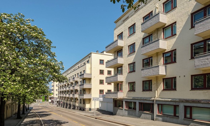 Bergen City Centre Apartment | Elegant Retreat in the Heart of Bergen for Families