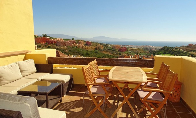 Manilva Apartment | Gorgeous Oceanfront Apartment with 5 Pools & Spa Access