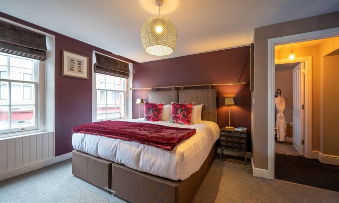 Shrewsbury Apartment | Stylish Town-Centre Apartment with Family-Friendly Amenities