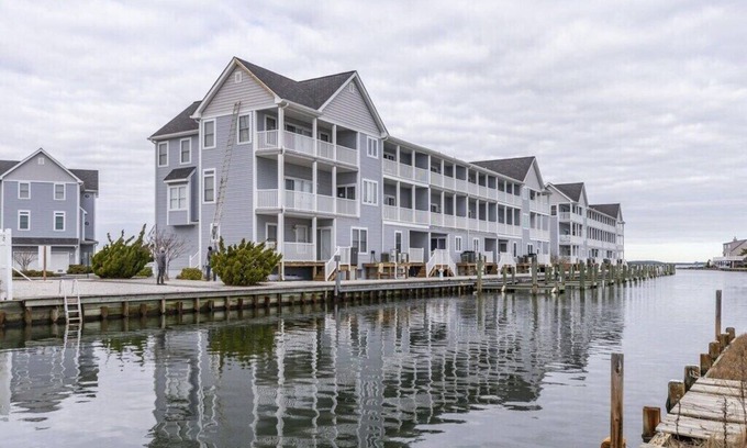 Fenwick Island House | Gorgeous Townhouse with Water Views in Fenwick Island