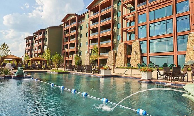 Ridgedale Resort | Elegant Retreats at The Cliffs: Oceanfront Units Await!