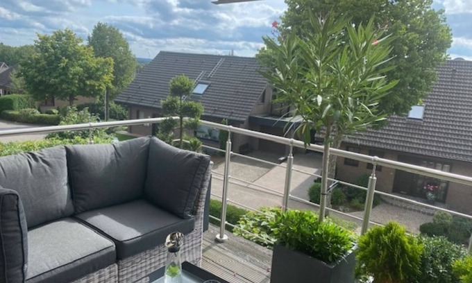 Groß Reken Apartment | Exquisite Vacation Apartment in Reken with Pool & Breakfast