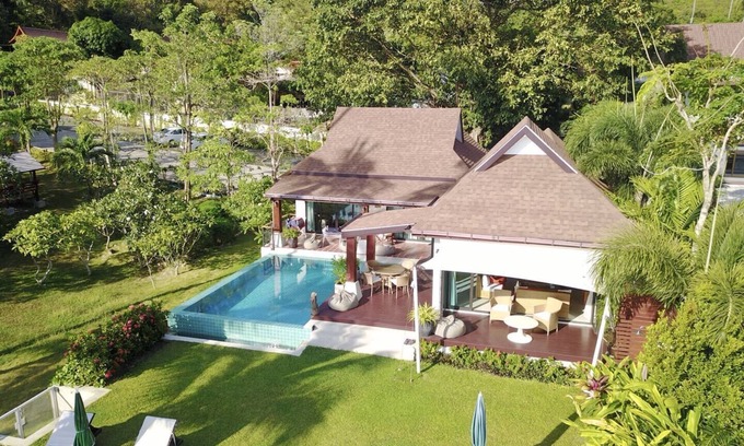 Ang Thong Villa | Beachfront Villa with Infinity Pool & Ocean Views, Rated 9.8