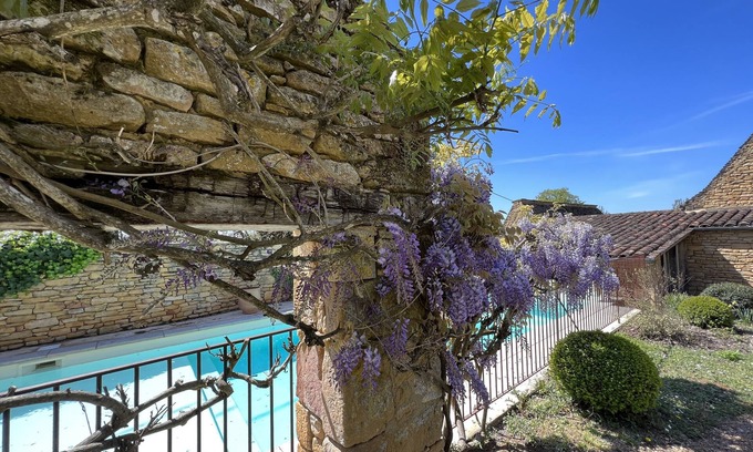 Saint-Genies Villa | Exclusive Villa with Private Pool and Ocean View, 10/10 Rated
