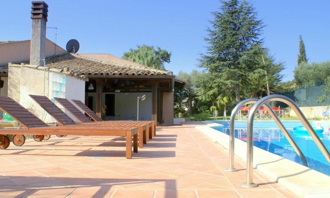 Caltagirone House | Elegant Villa in Caltagirone with Private Pool Access