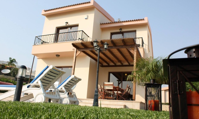 Pissouri Villa | Elegant Villa with Direct Sea View and Private Pool