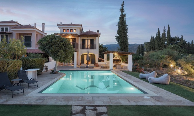 Plepi House | Elegant Villa Nefeli with Ocean View and Private Pool