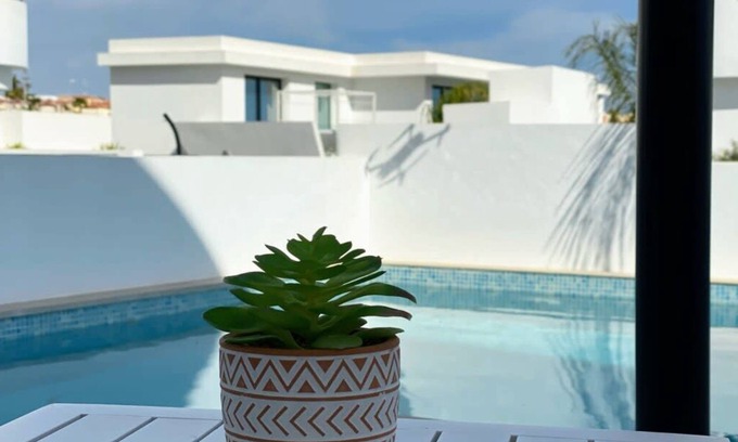 San Fulgencio Villa | Exclusive Villa with Private Pool in La Marina - Top Rated