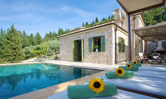 Kavallos Villa | Luxurious villas with sea view villa Anemone