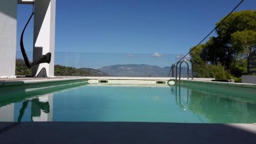 Katakali Villa | Stunning Villa with Ocean View & Pool - Rated 10/10