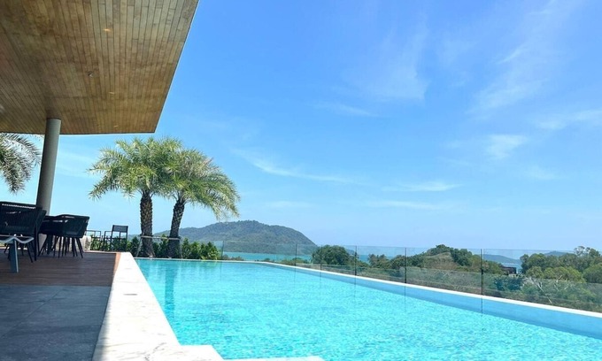 Chalong Apartment | Elegant 1 Bedroom Apartment with Balcony in Rawai