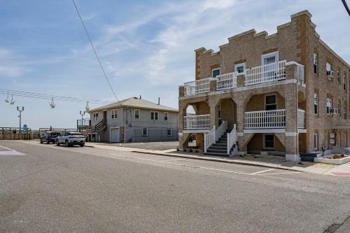 Seaside Heights Apartment | Luxury 1-Bedroom in Seaside Heights Perfect Location on the boardwalk, watch the waves from the porch!