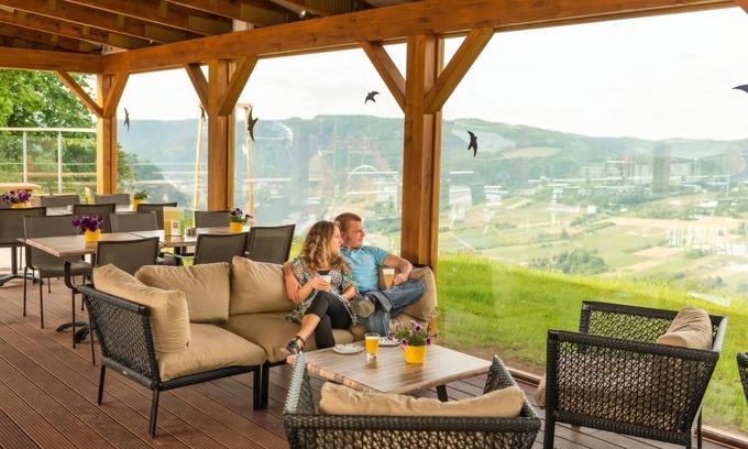 Krov House | Spacious 10-Person Bungalow at Landal Mont Royal Park