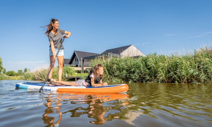 Witmarsum House | Spacious 10-Person Residence at Landal Elfstedenhart