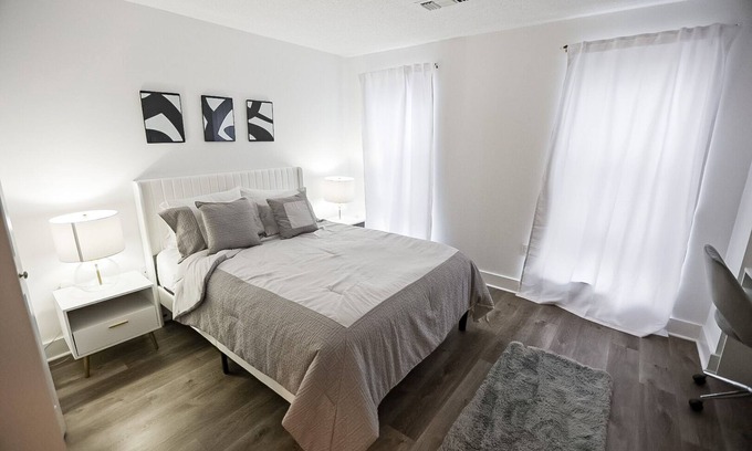 Downtown Apartment | Stylish 1BR Apartment in Downtown Stamford with Top Amenities